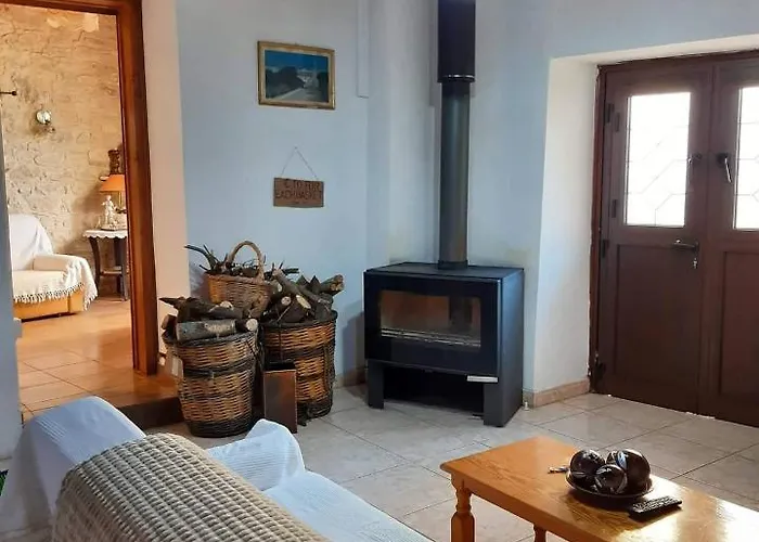 John\' S House In Omodos