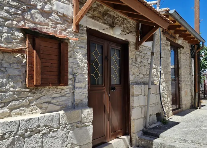 John\' S House In Omodos